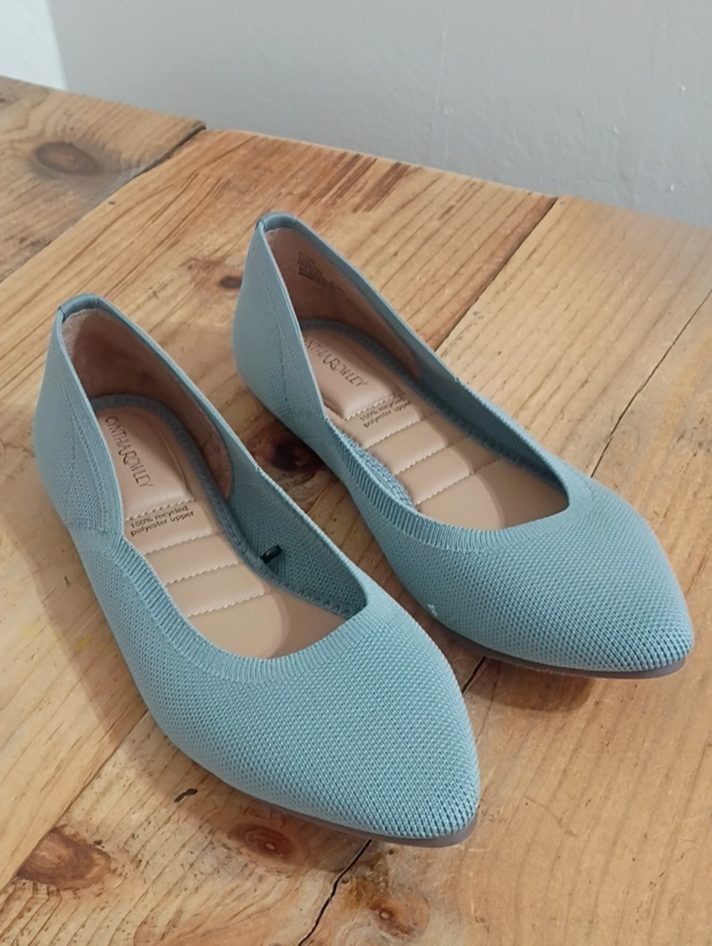 Cynthia Rowley Gray Chelsea Pointed Toe Flats Size 8.5